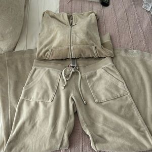 Pre-owned Juicy Velour Track Suit